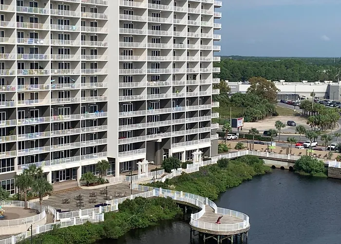 Laketown Wharf #119 By Nautical Properties